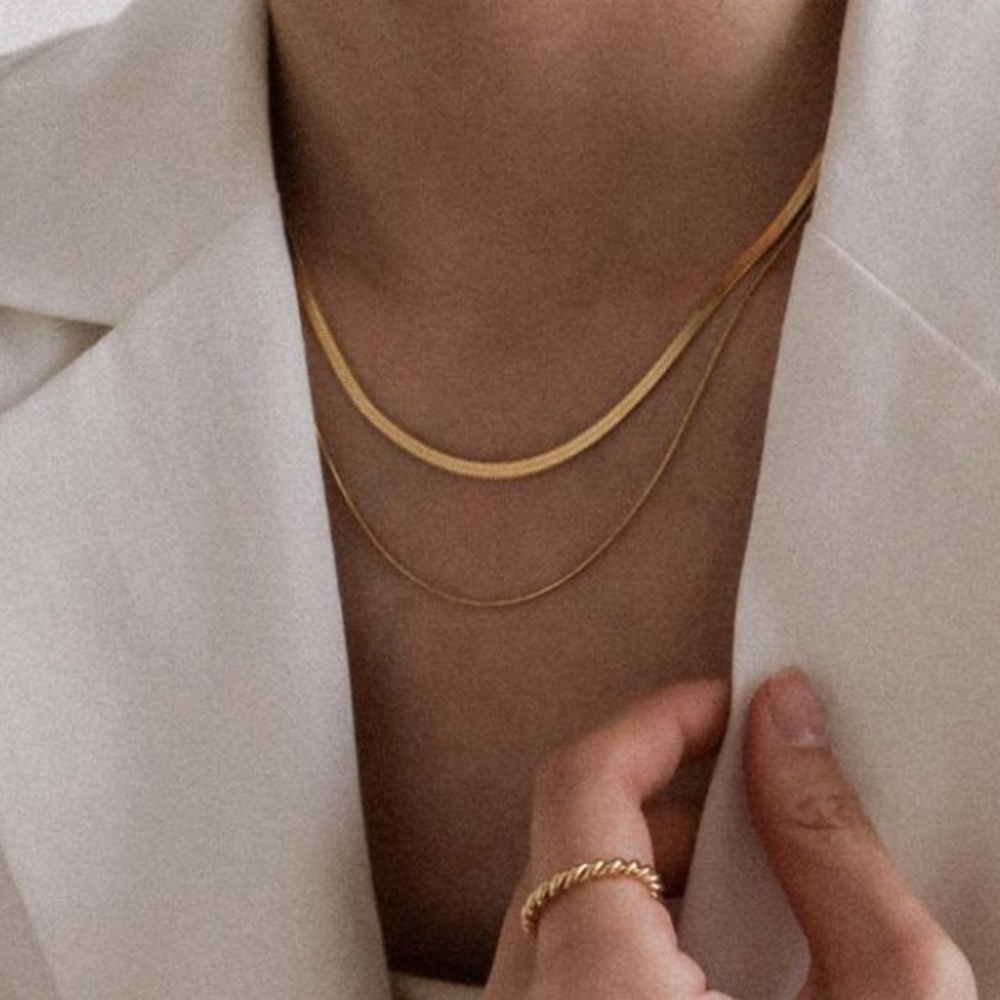 Herringbone & Box Chain Layered Gold Necklace - Picture 3 of 7